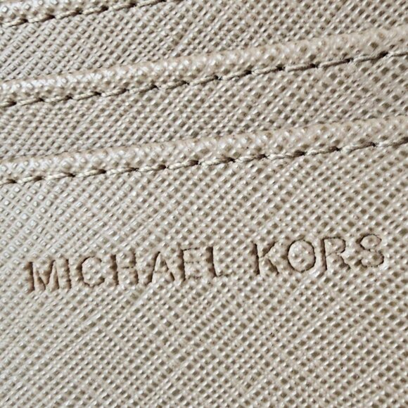 MICHAEL Michael Kors Women's Jet Set Carry All Card Case Orange - Picture 14 of 15